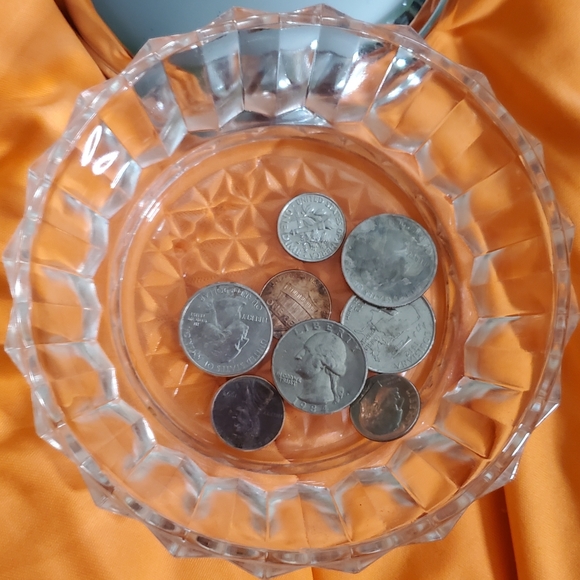 Trinket/Candy dish excellent condition - Picture 5 of 10